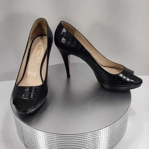 Prada Black Peep-Toe Heels size 9 pre owned good condition - Picture 3 of 15